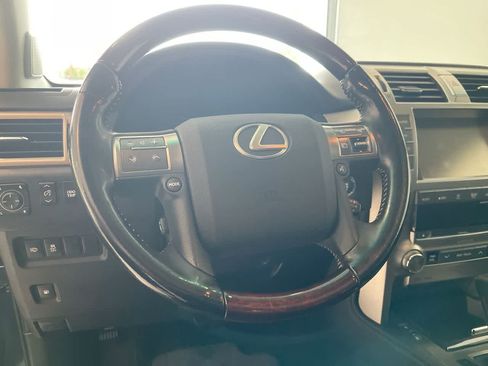 Used 2017 Lexus GX 460 Premium w/ Premium Package AWD/4WD image 14