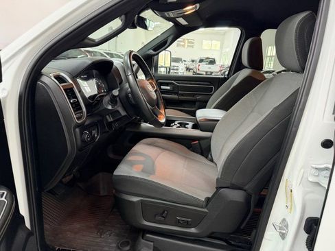 Used 2024 RAM 2500 Big Horn AWD/4WD image 15