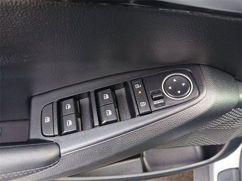 Certified 2025 Kia Seltos S image 13