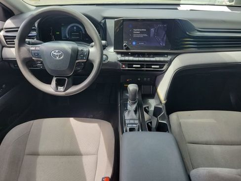 Used 2025 Toyota Camry LE FWD image 14