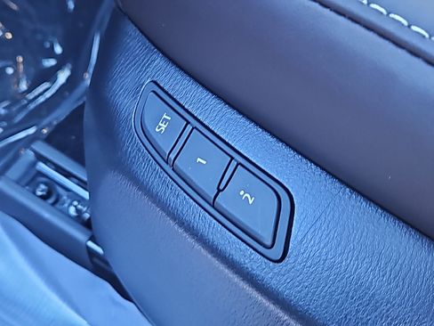 New 2025 MAZDA CX-5 Signature image 13