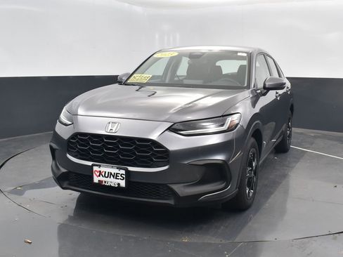 Used 2023 Honda HR-V LX image 7