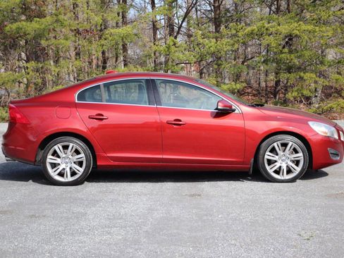 Used 2012 Volvo S60 T6 image 2