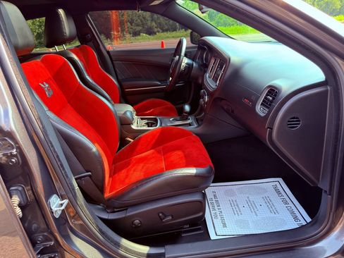 Used 2023 Dodge Charger Scat Pack w/ Dynamics Package RWD image 34