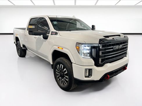 Used 2022 GMC Sierra 2500 AT4 AWD/4WD image 3