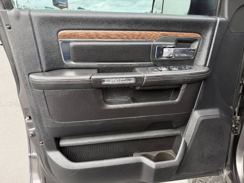 Used 2018 RAM 2500 Laramie w/ Sport Appearance Group AWD/4WD image 8