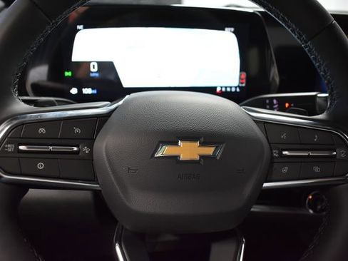 New 2026 Chevrolet Equinox LT FWD image 15