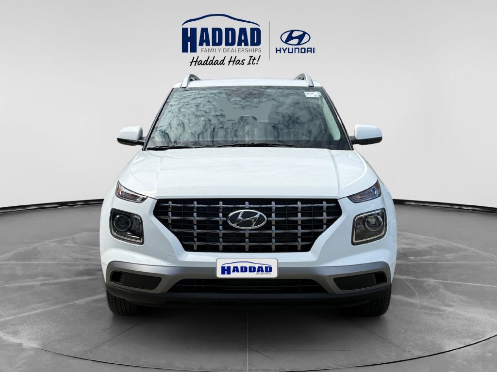 Certified 2026 Hyundai Venue SEL FWD image 6