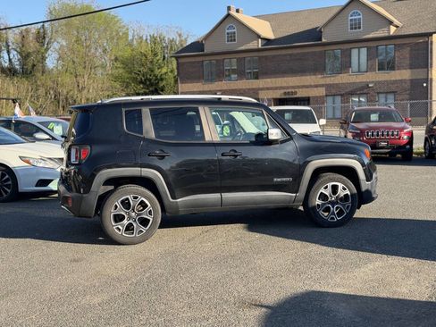 Used 2017 Jeep Renegade Limited AWD/4WD image 7