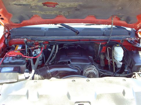 Used 2009 Chevrolet Silverado 2500 W/T w/ Snow Plow Prep Package AWD/4WD image 15