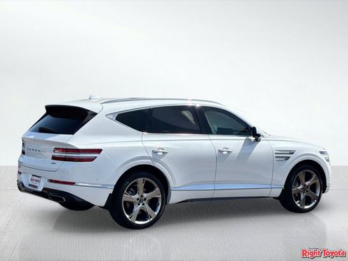 Used 2022 Genesis GV80 2.5T w/ Prestige Package 04 AWD/4WD image 4