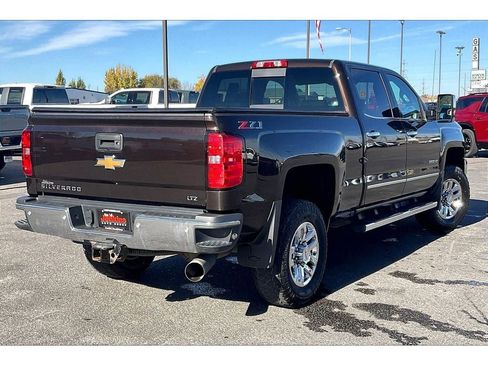 Used 2018 Chevrolet Silverado 2500 LTZ w/ Duramax Plus Package image 15
