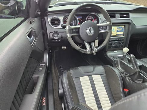 Used 2013 Ford Mustang Shelby GT500 image 16