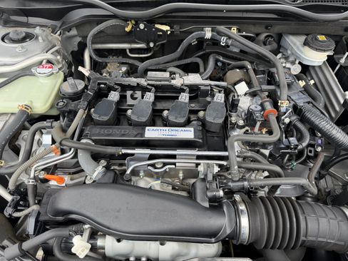 Used 2019 Honda Civic Touring image 29