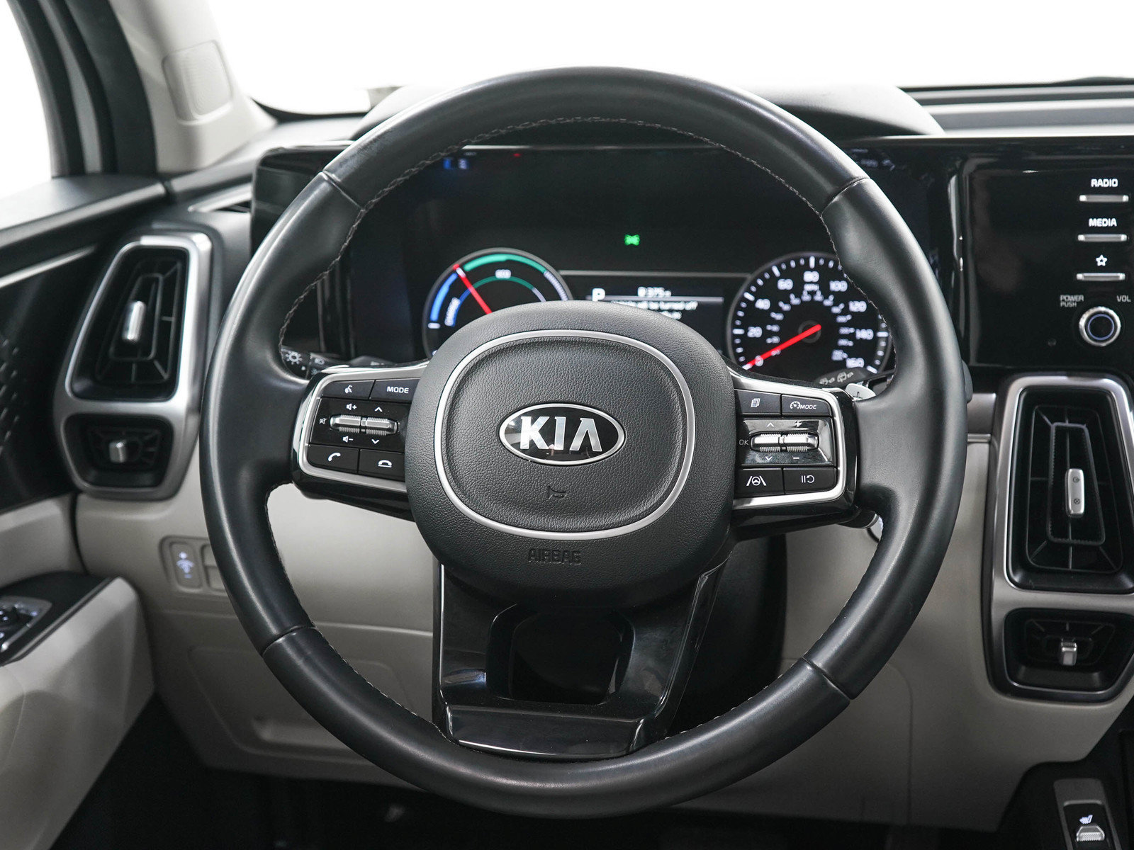 Used 2021 Kia Sorento S FWD image 16