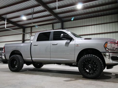 Used 2020 RAM 2500 Big Horn AWD/4WD image 15