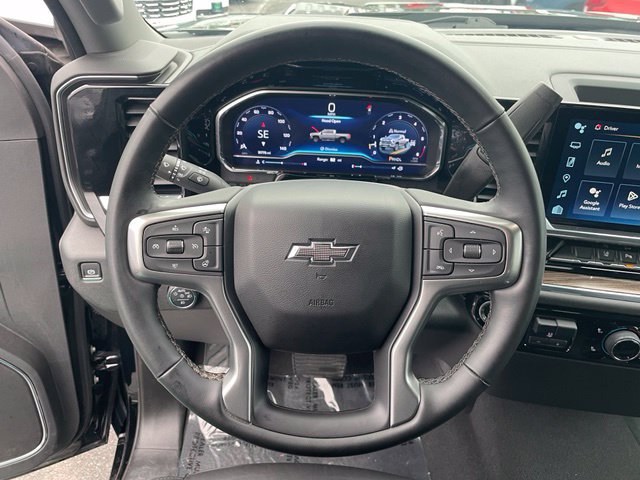 Used 2024 Chevrolet Silverado 2500 LT w/ Midnight Edition AWD/4WD image 13
