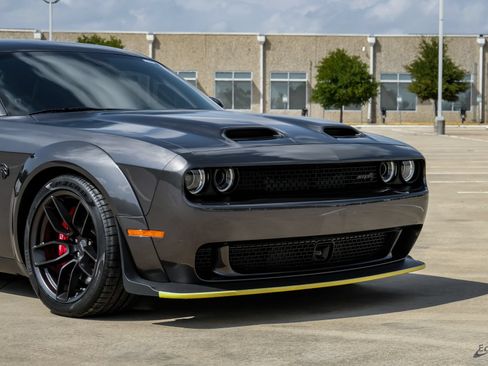 Used 2023 Dodge Challenger SRT Hellcat RWD image 26