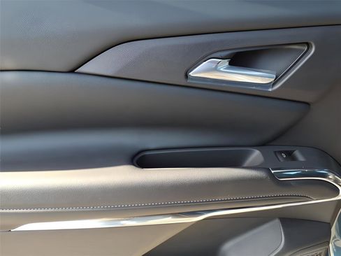 New 2026 Chevrolet Traverse LT w/ Driver Confidence Package image 10