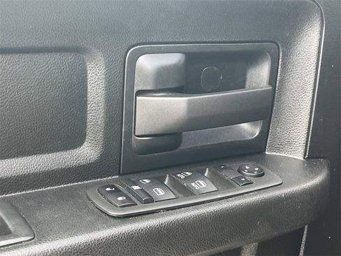 Used 2022 RAM 3500 Tradesman image 12