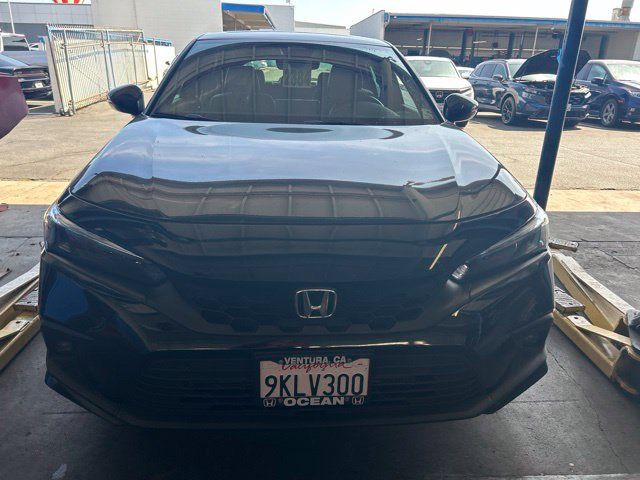 Used 2024 Honda Civic Sport Touring image 2