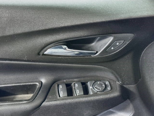Used 2020 Chevrolet Equinox LT w/ LPO, Chrome Package FWD image 23