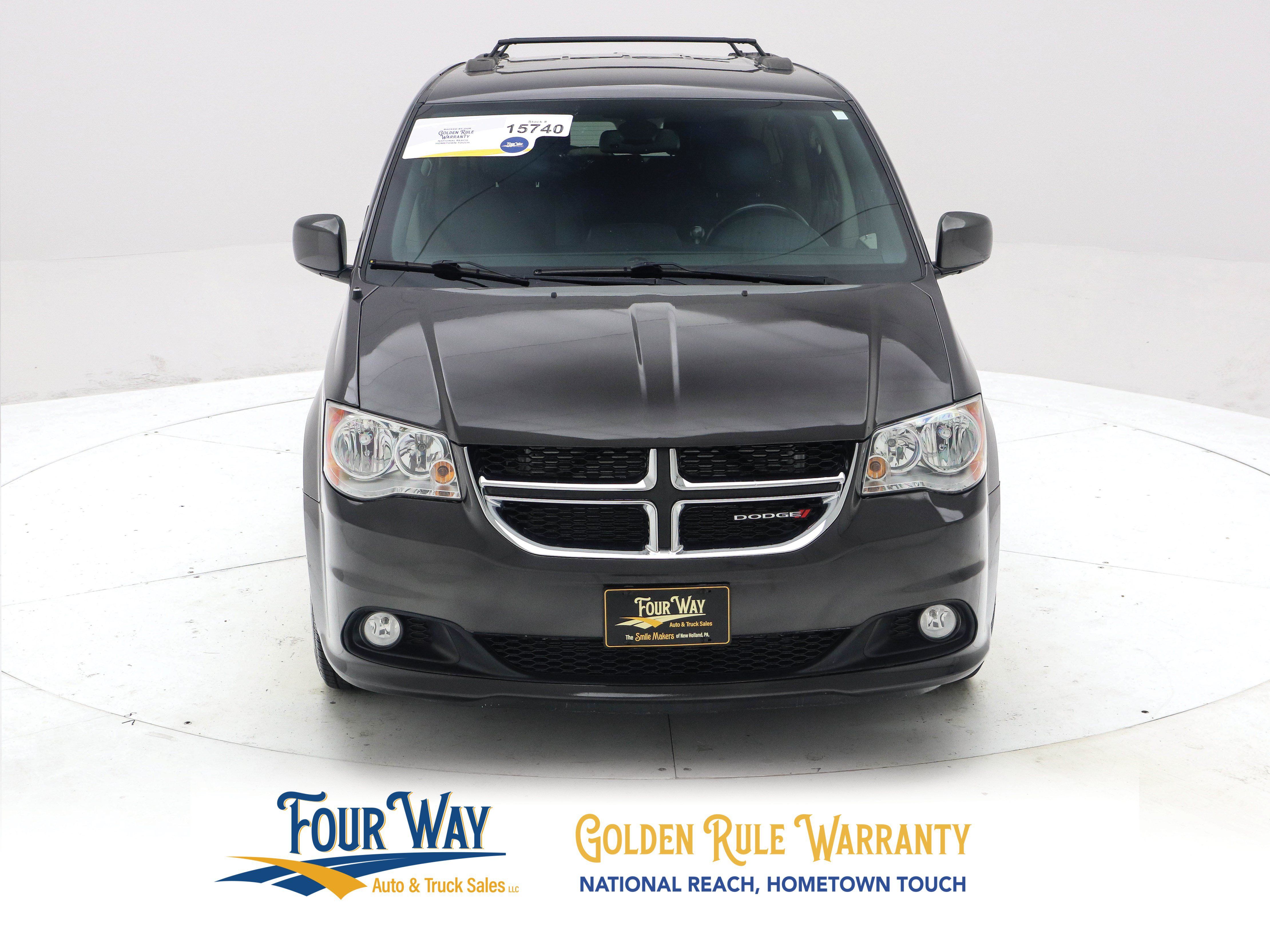 Used 2020 Dodge Grand Caravan SXT FWD image 9