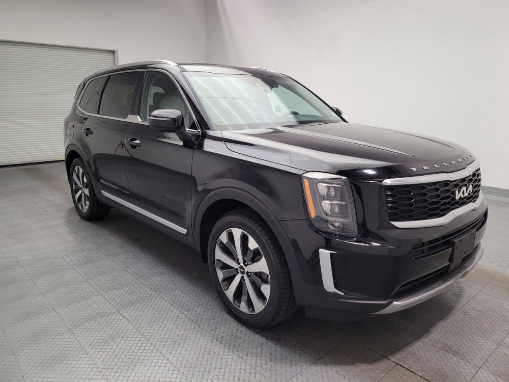 Used 2022 Kia Telluride EX w/ EX Premium Package FWD image 13