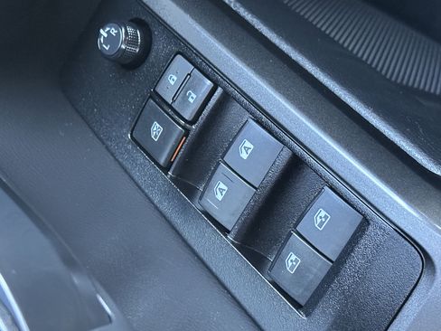 Used 2022 Toyota Tacoma TRD Off-Road w/ TRD Premium Off Road Package image 49