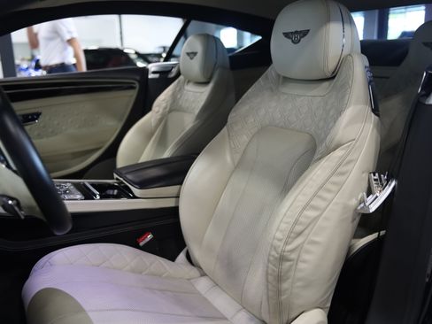 Used 2020 Bentley Continental GT AWD/4WD image 13