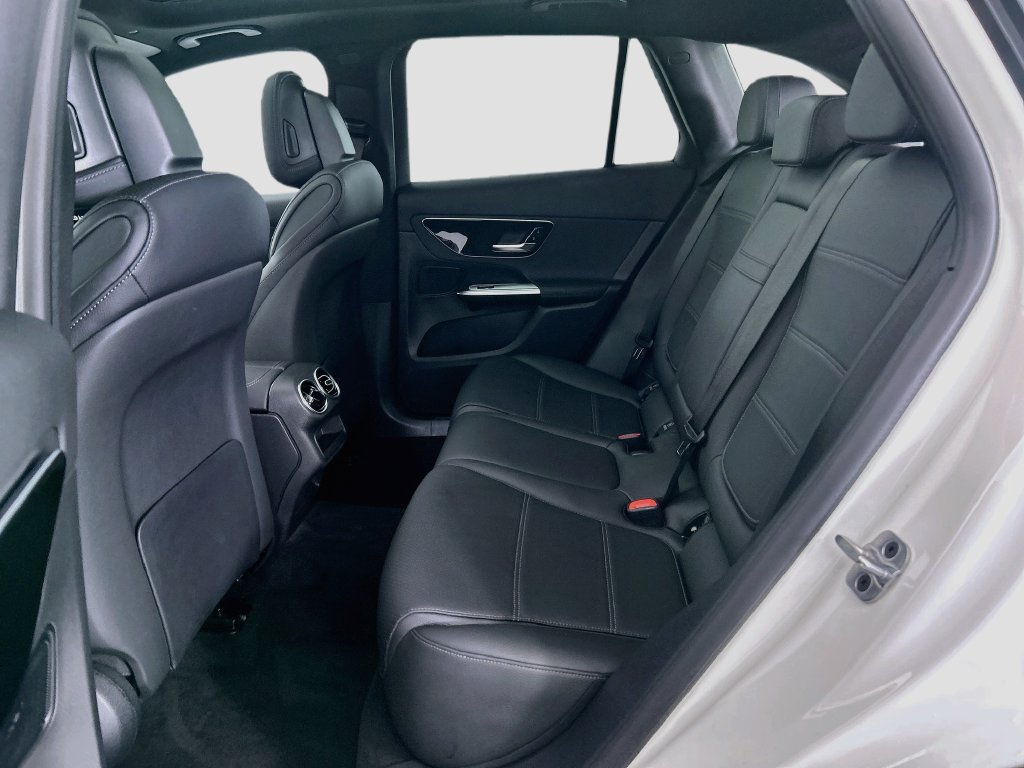 Certified 2026 Mercedes-Benz GLC 300 4MATIC image 19