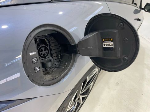 Used 2024 Hyundai Ioniq 6 Limited image 30