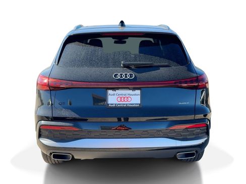 New 2025 Audi Q5 Premium image 10