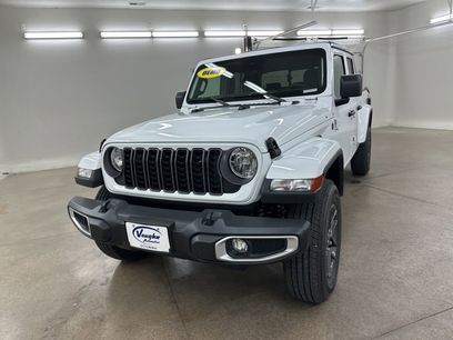 New 2025 Jeep Gladiator Sport