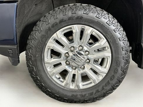 Used 2022 GMC Sierra 2500 Denali w/ Denali Ultimate Package AWD/4WD image 11
