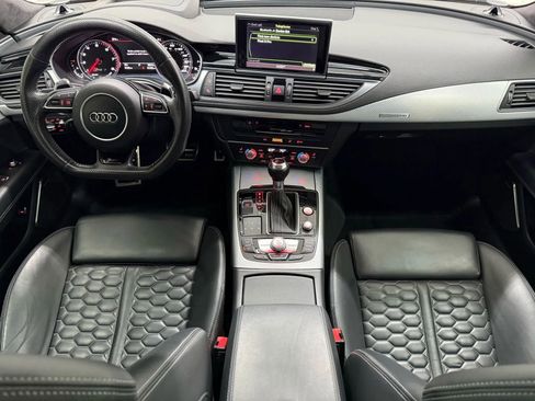 Used 2016 Audi RS 7 Prestige w/ RS 7 Dynamic Package image 2