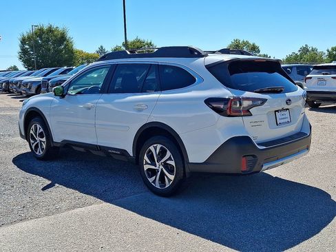 Used 2022 Subaru Outback Limited image 8