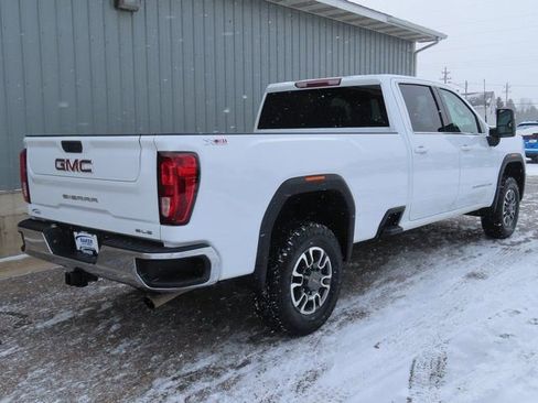 Used 2024 GMC Sierra 3500 SLE w/ SLE Convenience Package image 7