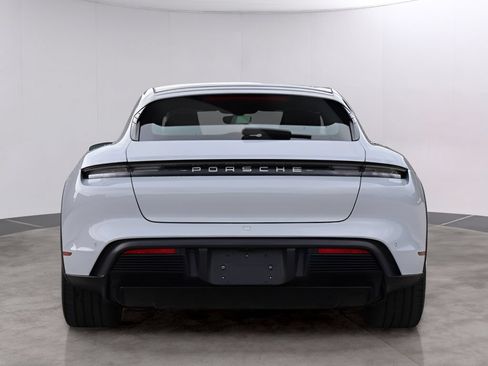 Certified 2024 Porsche Taycan 4 Cross Turismo AWD/4WD image 7