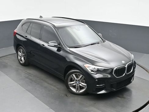 Used 2021 BMW X1 xDrive28i w/ M Sport Package image 32