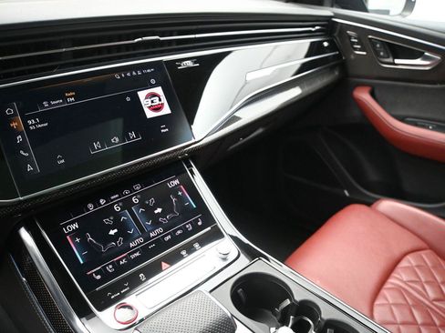 Used 2023 Audi SQ8 Premium Plus AWD/4WD image 4