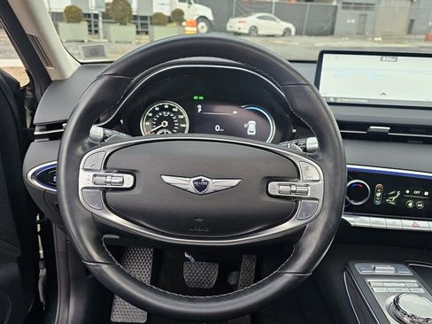 Used 2022 Genesis GV70 2.5T w/ Advanced Package image 20