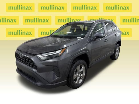 Used 2024 Toyota RAV4 XLE FWD image 14