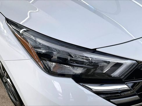 Used 2025 Nissan Versa S w/ S Plus Package image 27