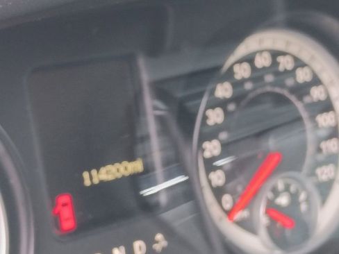 Used 2014 RAM 2500 Tradesman w/ Chrome Appearance Group image 4