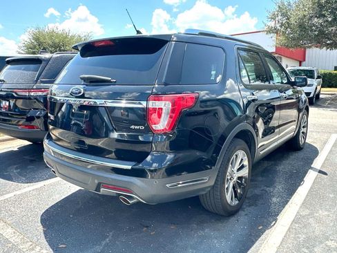 Used 2018 Ford Explorer Limited w/ Ford Safe & Smart Package AWD/4WD image 4