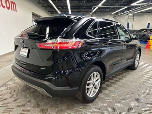 Used 2023 Ford Edge SEL AWD/4WD image 10