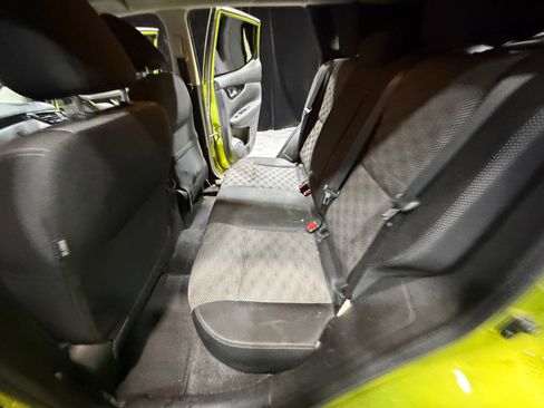 Used 2017 Nissan Rogue Sport SV image 17