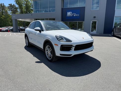 Used 2020 Porsche Cayenne AWD/4WD image 4