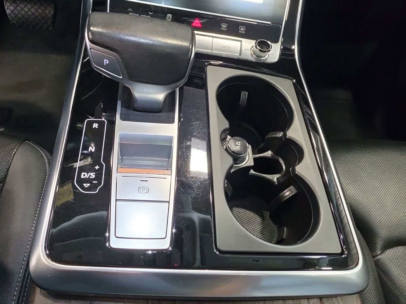 Used 2019 Audi Q8 Prestige AWD/4WD image 27